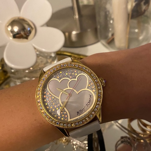 Betsey Johnson wristwatch - Picture 7 of 10